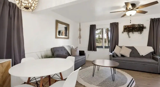 2153-the Cottage 2 Bedroom Home by RedAwning, Забронировать Дом для отпуска Биг-Бэар-Сити San Bernardino Mountains