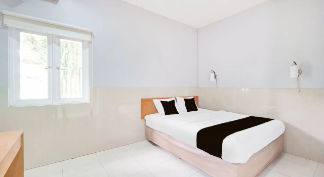 Двухместный люкс Hotel O Bogor near Taman Safari formerly Hotel Rudian 2