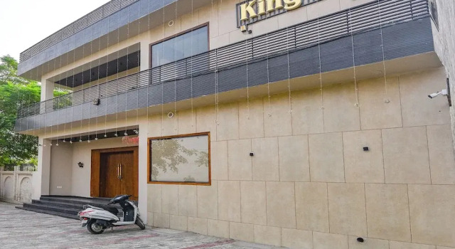 Fabhotel Kings 3 Farm, Book Landbrugsophold Ludhiana Punjab