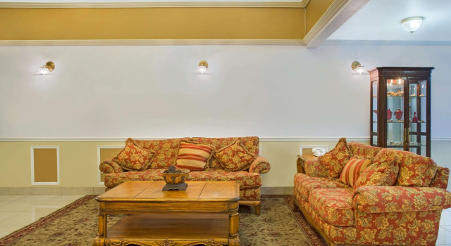Super 8 by Wyndham Oroville, Buchen Sie Hotel Oroville Kalifornien