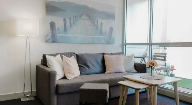 OMI Homes on Collins, Забронировать Отель Мельбурн Melbourne Region, рядом с Верховный суд Виктории