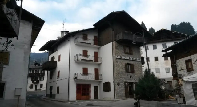 Albergo Meuble Tarandan, Забронировать Отель Форни-ди-Сопра Carnia