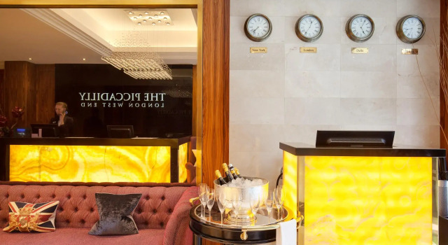 Montcalm Piccadilly Townhouse, London West End, Забронировать Отель Отели Лондона 5 звезд, рядом с Ambassadors Theatre, 5*