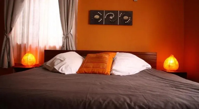 Chez Delphy, Book Hotel Labone Accra