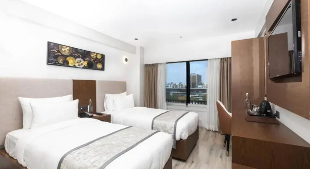 Номер Superior Ramee International Surat
