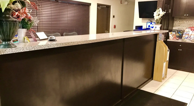 Budget Host Inn