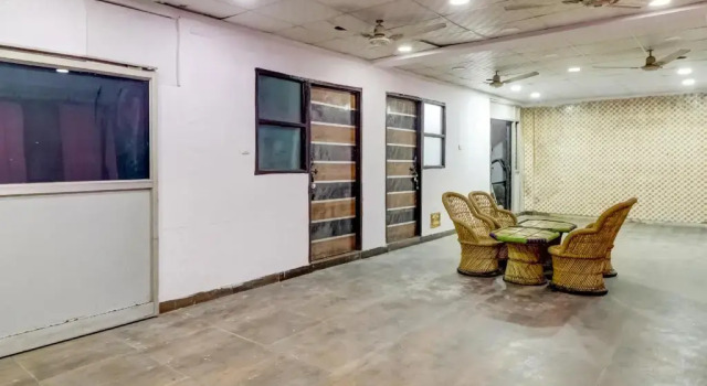 Hotel Grand Inn by OYO Rooms