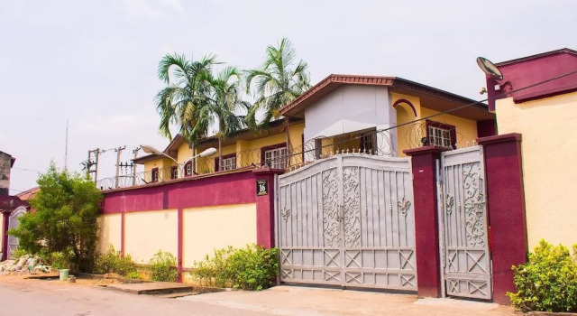 Kelsey Greene Villa, Book Villa Villaer i Lagos State, Villa