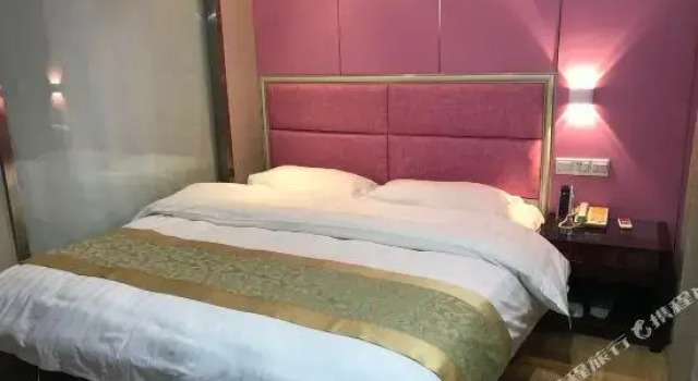 Lu Yu Hotel, Varaa Hotelli Tianmen Hubei