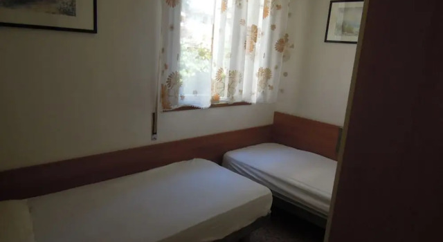 Spacious Family Apartment for 8 Guests, Забронировать Апартаменты/квартира Отели Бибионе-Пинеда с парковкой, рядом с Долина Вальгранде, Парковка