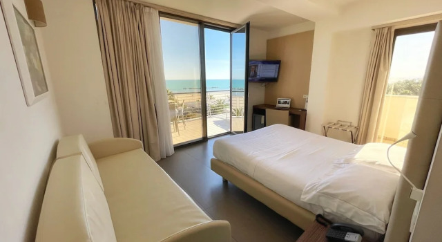 Полулюкс с балконом Hotel Arlecchino