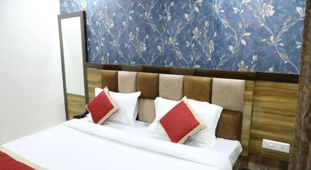 Номер Superior HOTEL SHEEBA