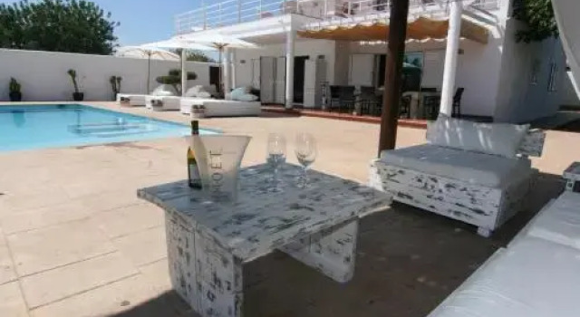 Villa Mara- Close Playa den Bossa beach, Book Villa Hotels in Ibiza with a Pool, Swimming Pool