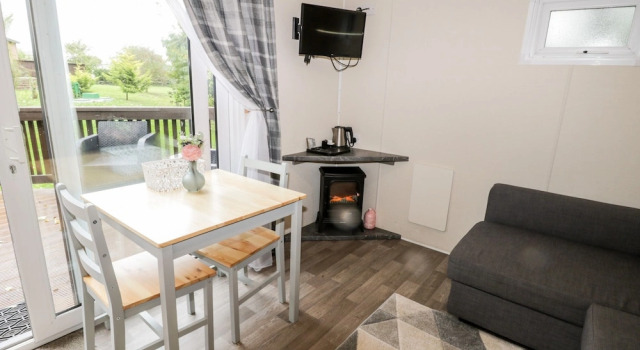 Paddock Retreat - Glamping pod