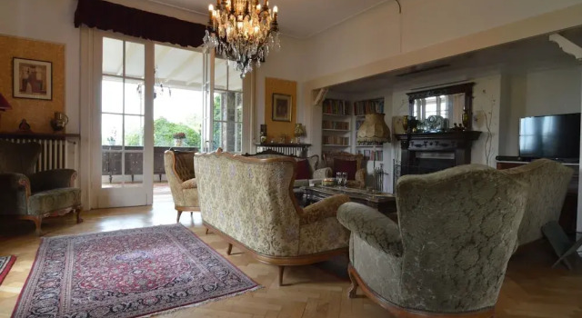 Gorgeous Villa on an Estate With Beautiful Garden, Swimming Pool and Pool House With Sauna