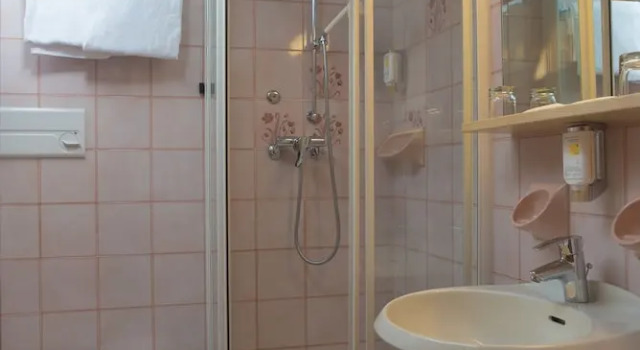 Трёхместный номер Classic Hotel Monzoni - San Pellegrino