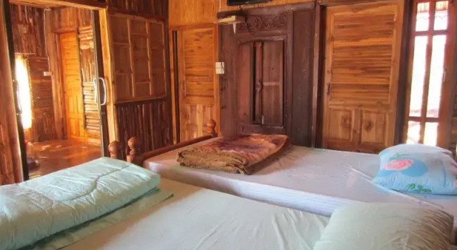 Трёхместный номер Standard Nidahommok Resort