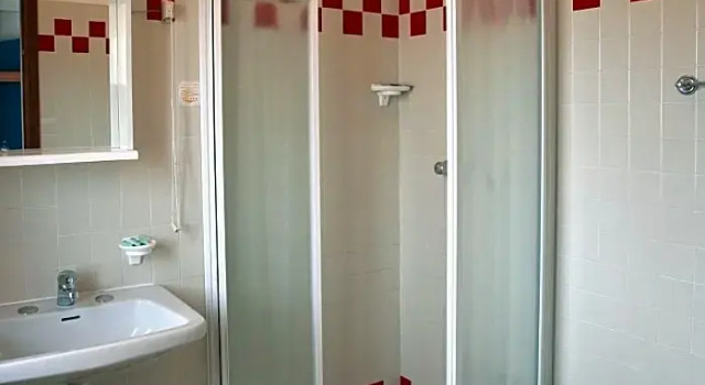 Трёхместный номер Standard Hotel Midi