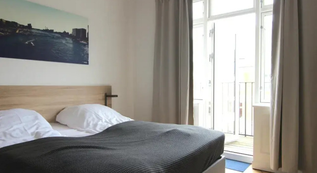 Beautiful 2-bed in Frederiksberg C W Balcony, Забронировать Апартаменты/квартира Апартаменты Копенгагена, рядом с Железнодорожная станция Vesterport, Апартаменты/квартира