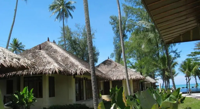 Коттедж Bangsak Village