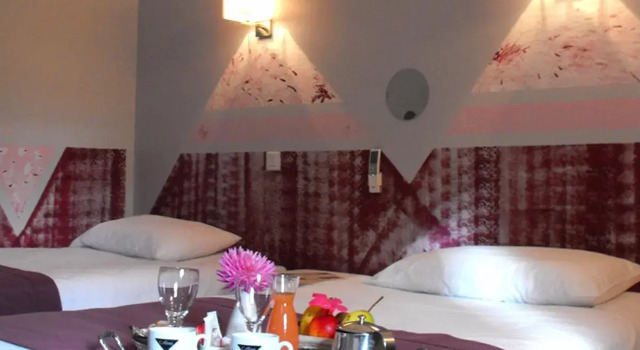 Les Capucins, Rezerwuj Hotel Avallon 