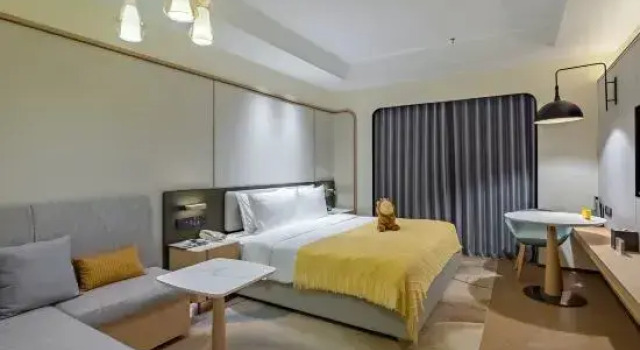 Кровать в общем номере (женский номер) Holiday Inn Chongqing Guanyinqiao by IHG
