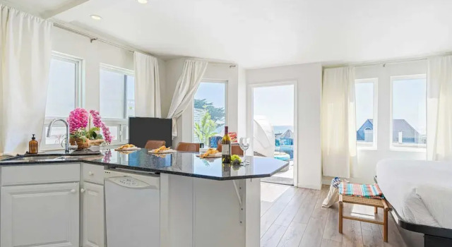 2 Coastal Studios at Cayucus Beach Access + Ocean Views