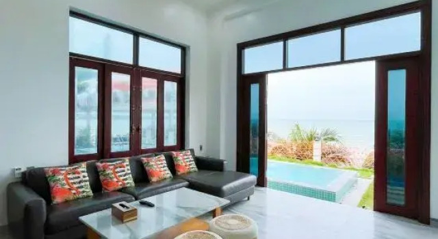 Вилла с 4 комнатами рядом с пляжем Bay View Resort & Villas Mũi Né