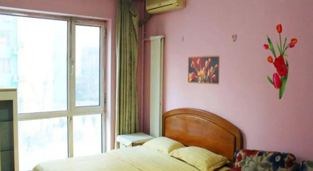 The Home of Tourists, Book Hotel Fengtai 