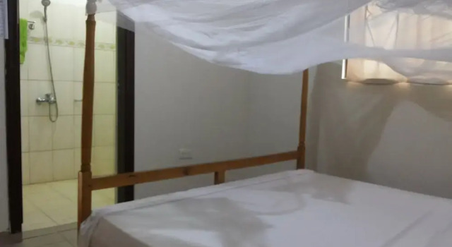 Highway Motel, Buchen Sie Motel Motels in Nebbi, Motel