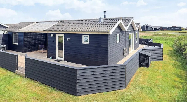 Коттедж 12 Person Holiday Home in Lokken