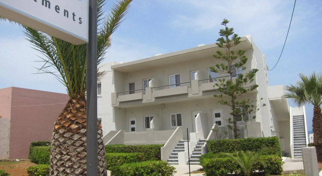 Yiannis Apartments, Rezerwuj Apartament Hotele w Retimno z parkingiem, Parking
