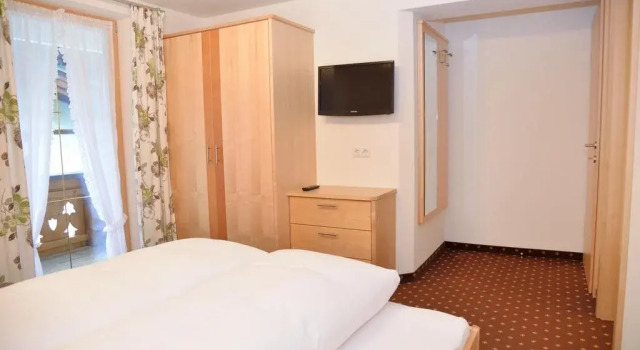 Haus Edring, Забронировать Отель Отели Тукс 3 звезды, 3*