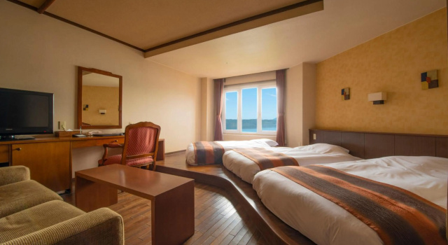 Toyako Manseikaku Hotel Lakeside Terrace, Prenota Hotel Toyako Hokkaido