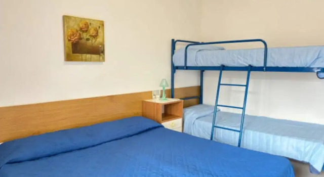 Functional Apartment With Balcony-beahost, Prenota Appartamento Hotel a Veneto con piscina, Piscina