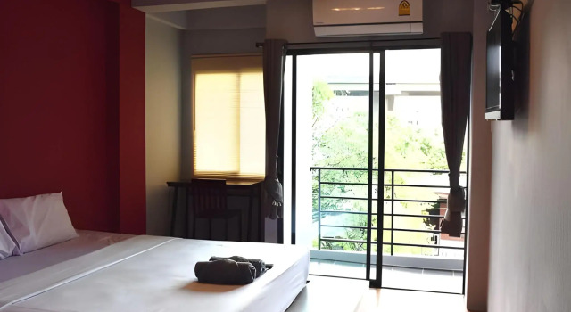 Hide Bangkok Hostel