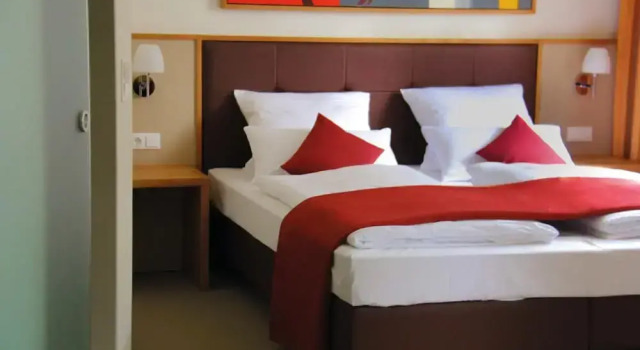 Landhotel-Neunburg, Rezervovat Hotel Hotely v Bavorsko s parkováním, Parkování