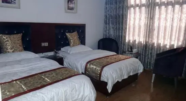 Jinchuan Noah Ark Hotel