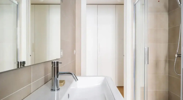Апартаменты JOIVY Lovely 1-Bed W/Balcony & Parking