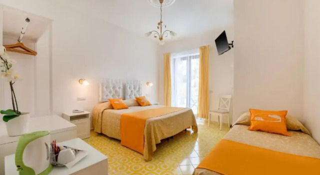 Трёхместный номер Standard с видом на море Florida Residence