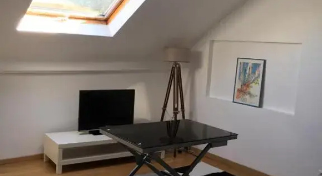 Appartement indépendant chez l'habitant, Varaa Huoneisto  