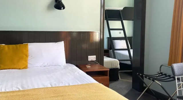Четырёхместный номер Standard Marine Hotel Ballycastle