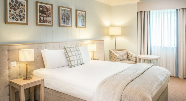 Двухместный номер Guest De Vere Cotswold Water Park