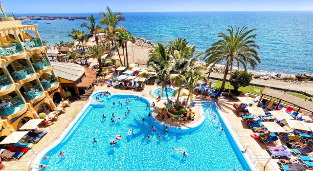Кровать в общем номере Bull Dorado Beach & Spa