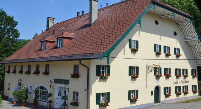 Der Schlosswirt zu Anif - Biedermeier-Hotel und Restaurant