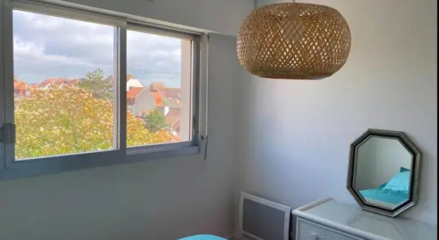 Appart 4 pers avec balcon et parking proche plage