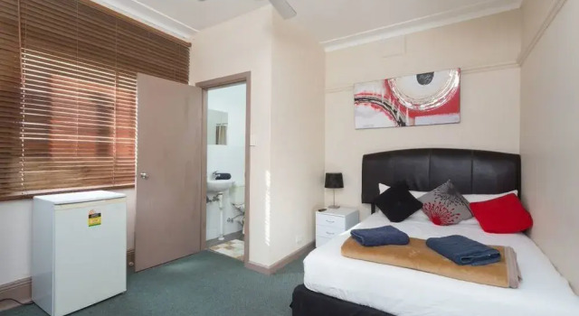 The Village Bondi Junction, Забронировать Отель Отели в центре Бонди Джанкшен с завтраком, отели в центре Бонди Джанкшен с завтраком