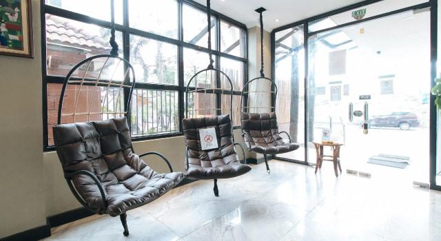 RedDoorz Plus Near Bamboo Organ Las Piñas