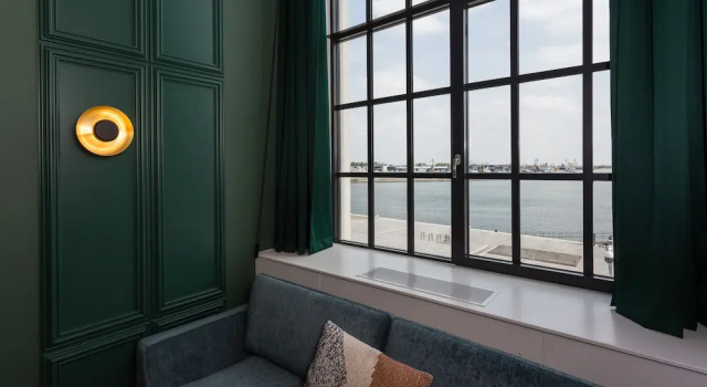 Номер Deluxe Hotel de Timmerfabriek I Kloeg Collection
