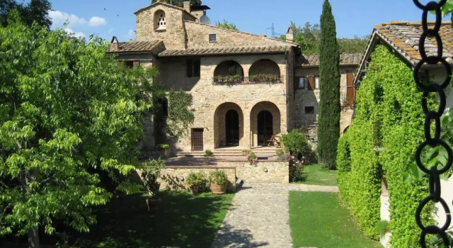 Fattoria Pogni, Rezervați Hotel Marcialla Toscana